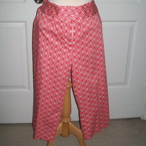 New York Clothing Co. Capri Coral & White Mod 16